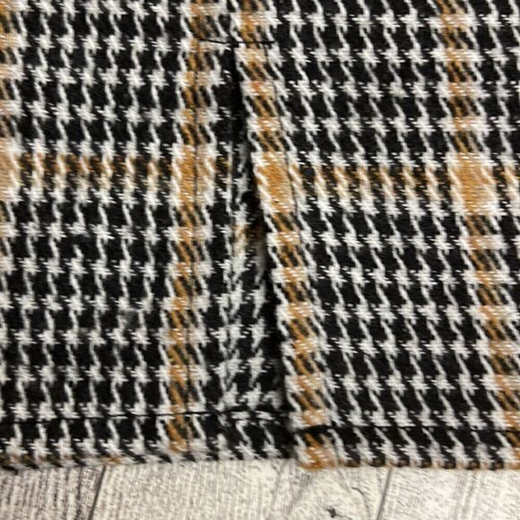 Shein Houndstooth Mini Skirt Size XS NWOT - Picture 4 of 6